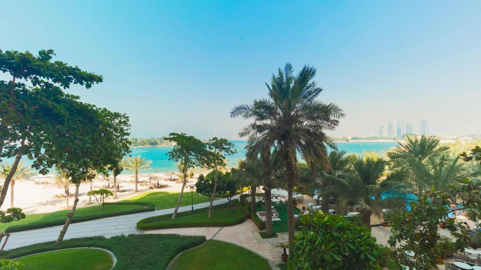 Apartment Bright 2 Bedroom Apartment, Beach & Pool Access Dubai