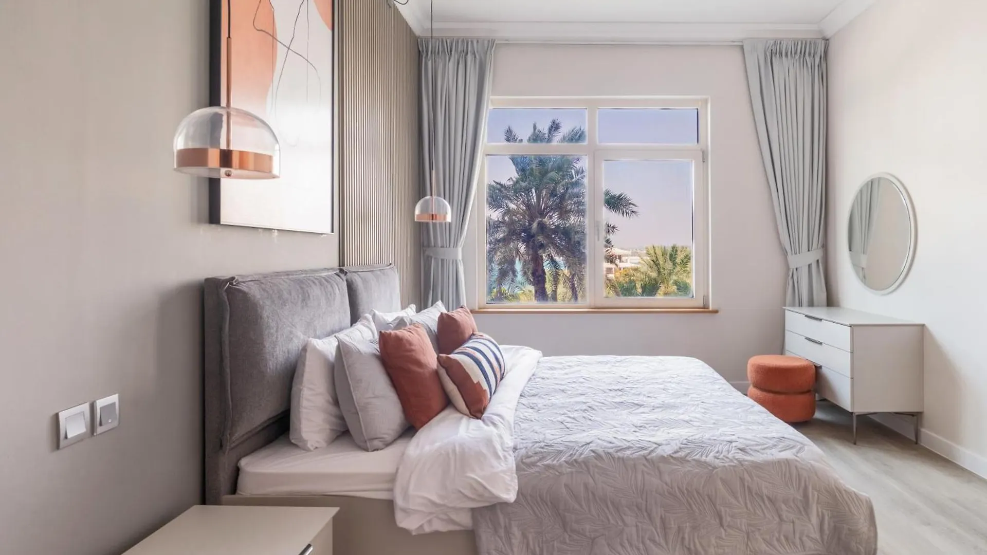 Bright 2 Bedroom Apartment, Beach & Pool Access Dubai 0*,