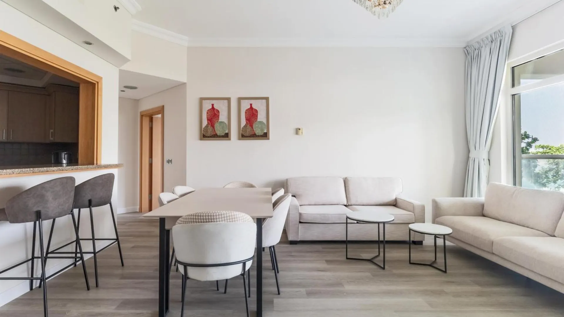 Apartment Bright 2 Bedroom Apartment, Beach & Pool Access Dubai United Arab Emirates