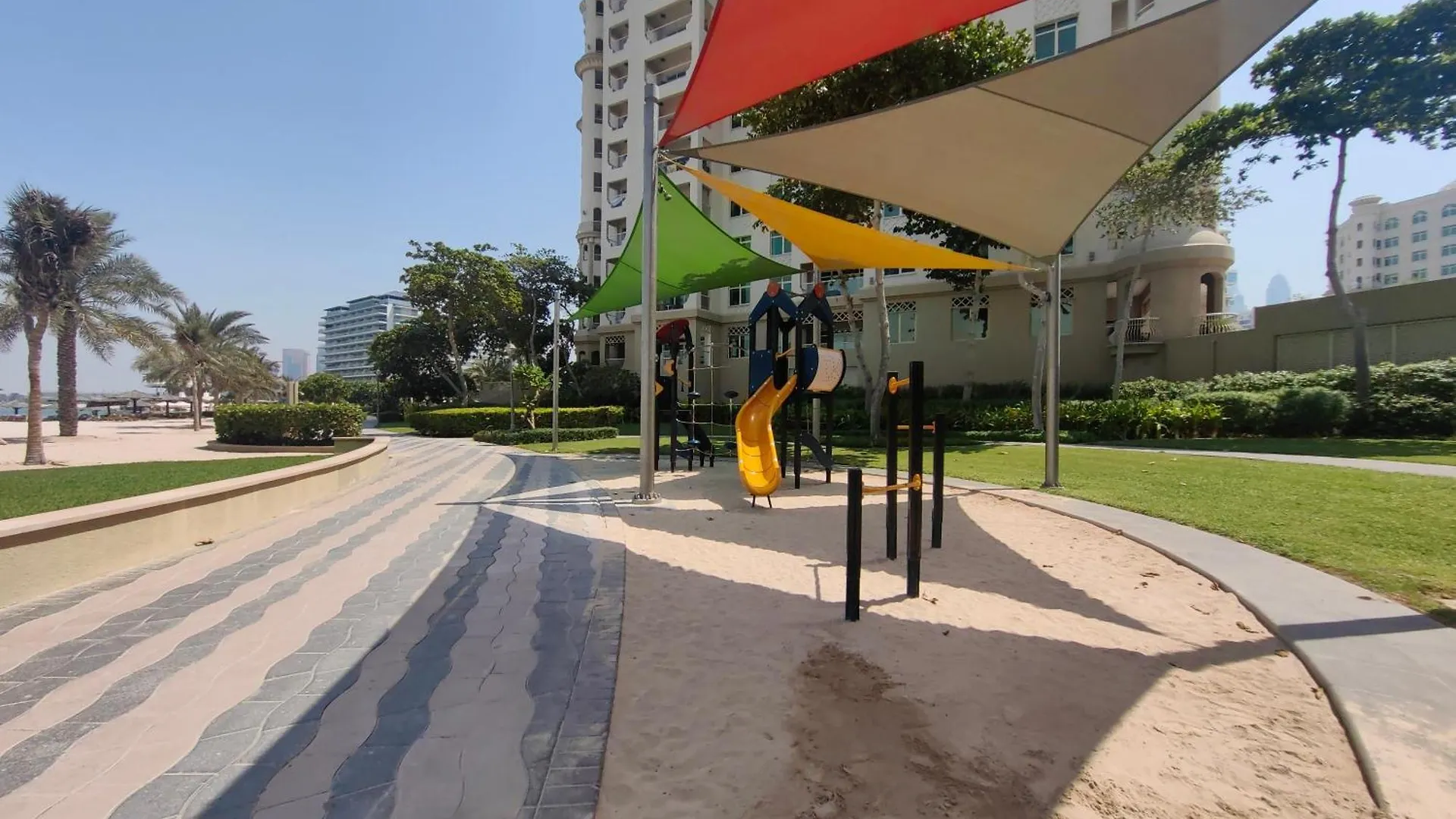 Apartment Bright 2 Bedroom Apartment, Beach & Pool Access Dubai United Arab Emirates
