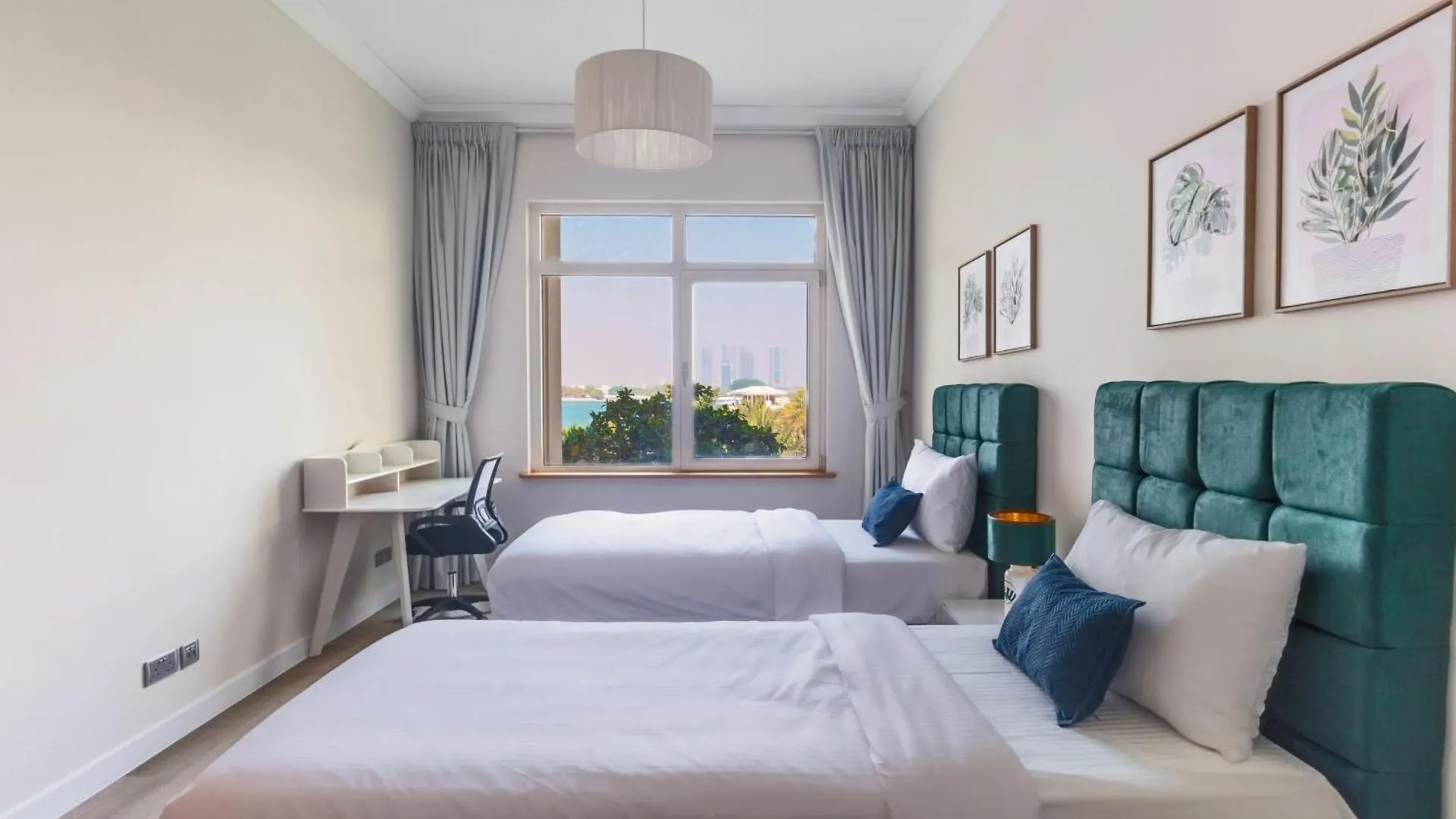 Apartment Bright 2 Bedroom Apartment, Beach & Pool Access Dubai