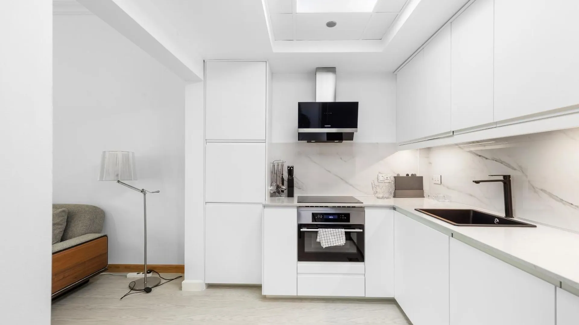 Apartment Bright 2 Bedroom Apartment, Beach & Pool Access Dubai